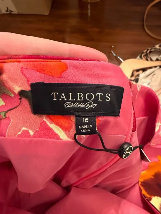 Women’s Talbot Skirt - Picture 5 of 8